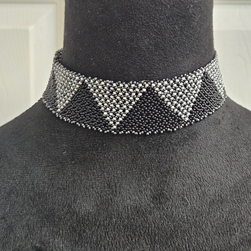 Handmade Seed Beaded Necklace and Matching Bracelet Set in Black and White - Picture 8 of 16